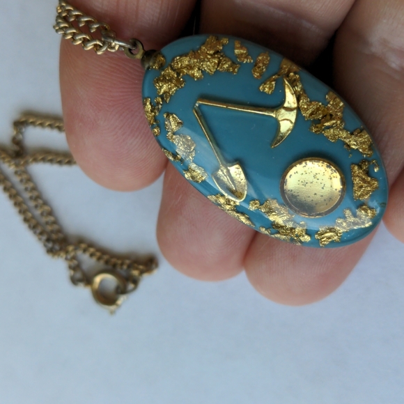Vintage gold rush necklace with real 24k gold flakes - Picture 2 of 8